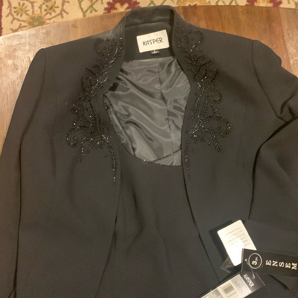 Kasper three piece jacket tank and skirt size 8